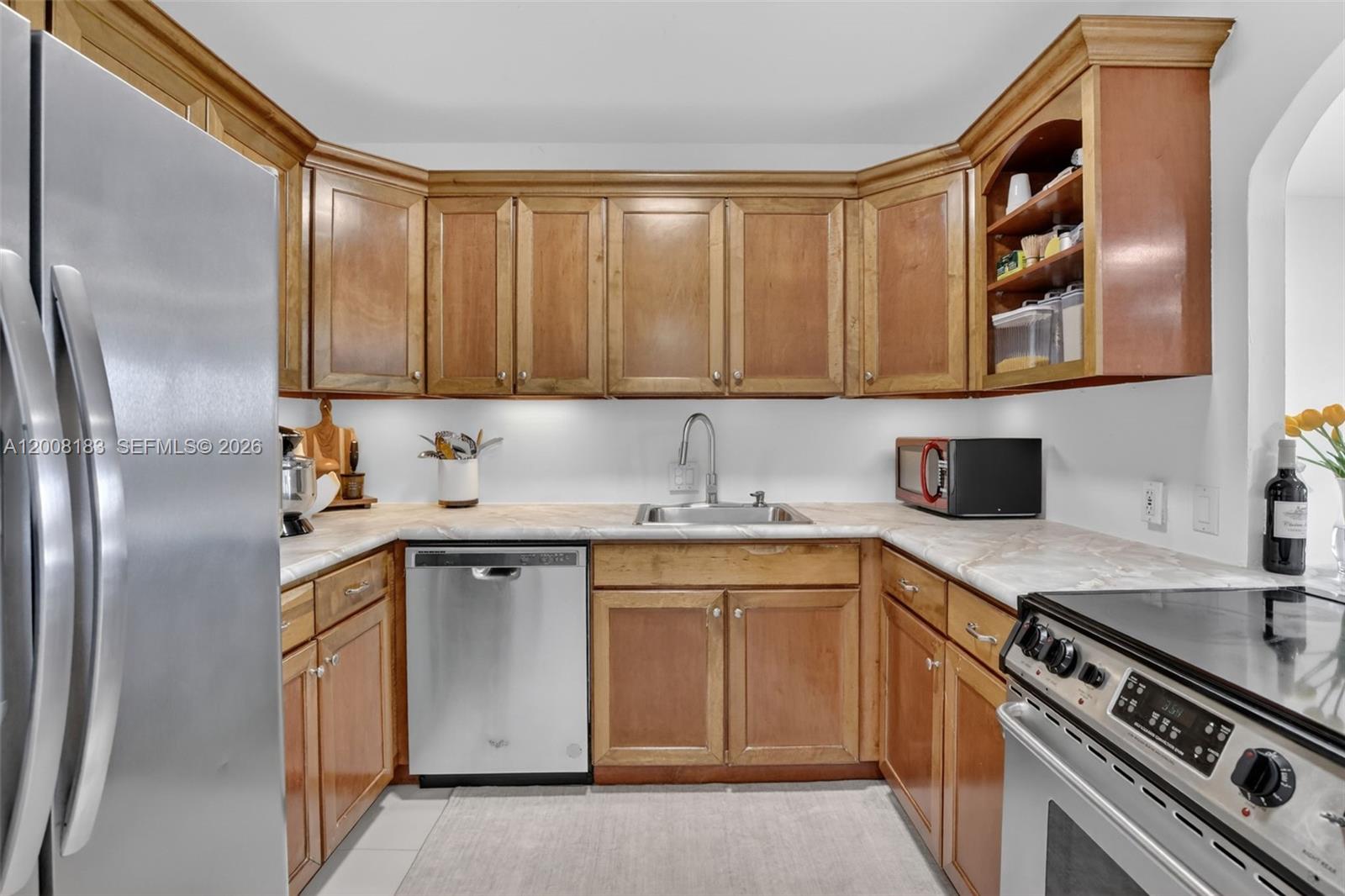 3675 N Country Club Dr # 410