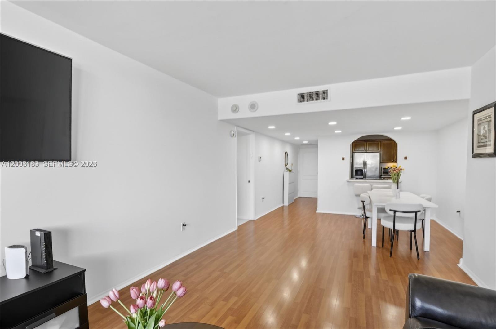 3675 N Country Club Dr # 410