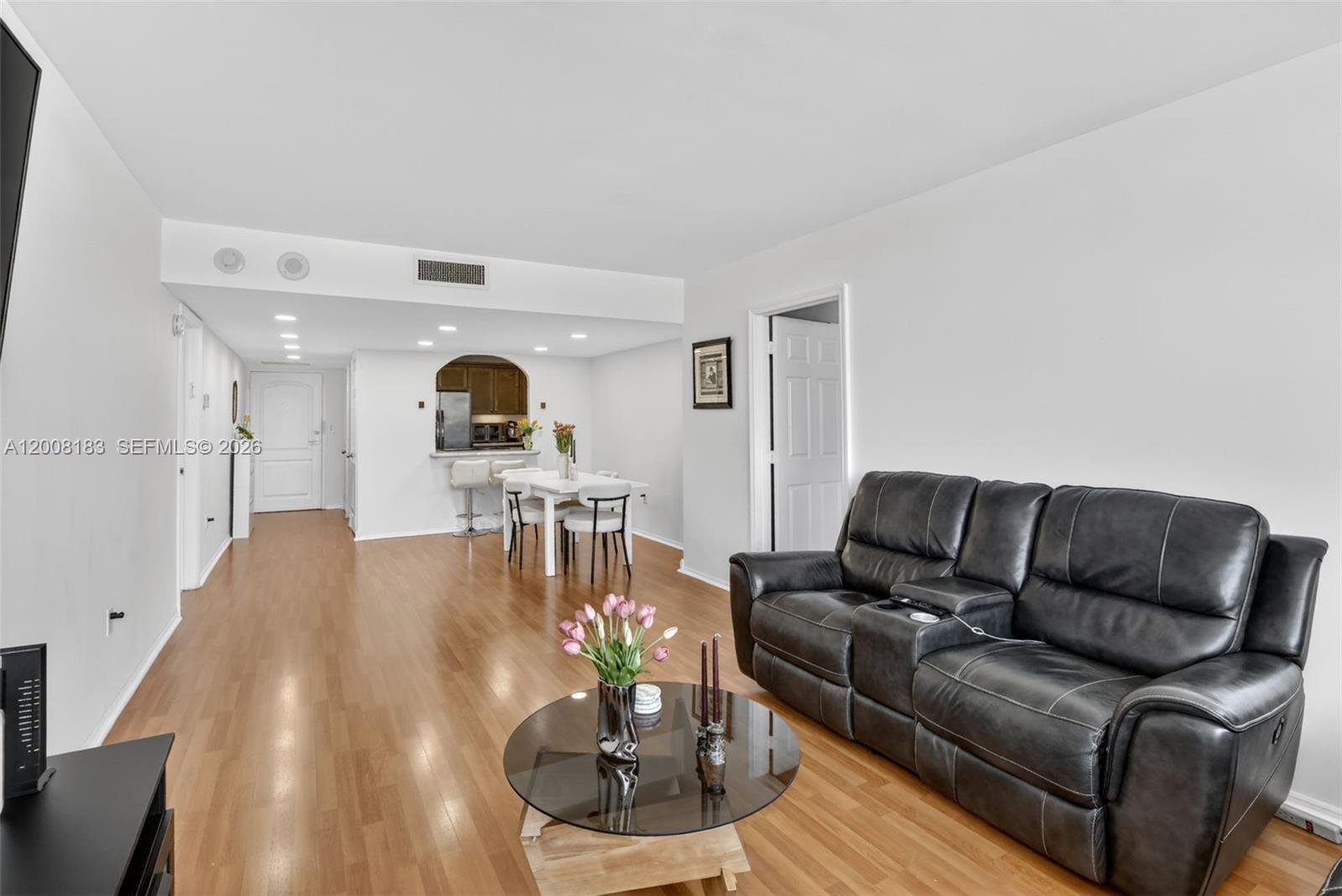 3675 N Country Club Dr # 410