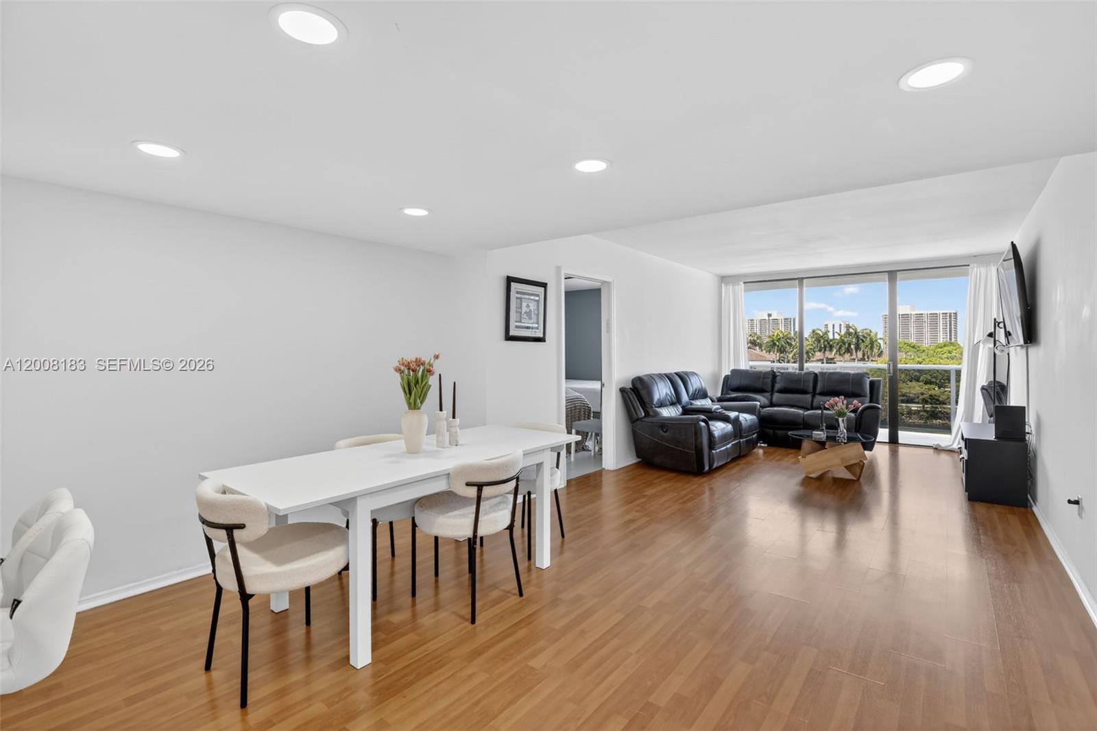 3675 N Country Club Dr # 410