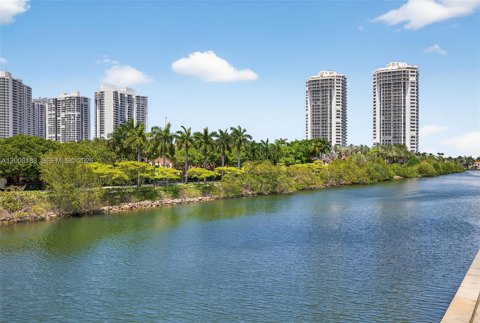 3675 N Country Club Dr # 410
