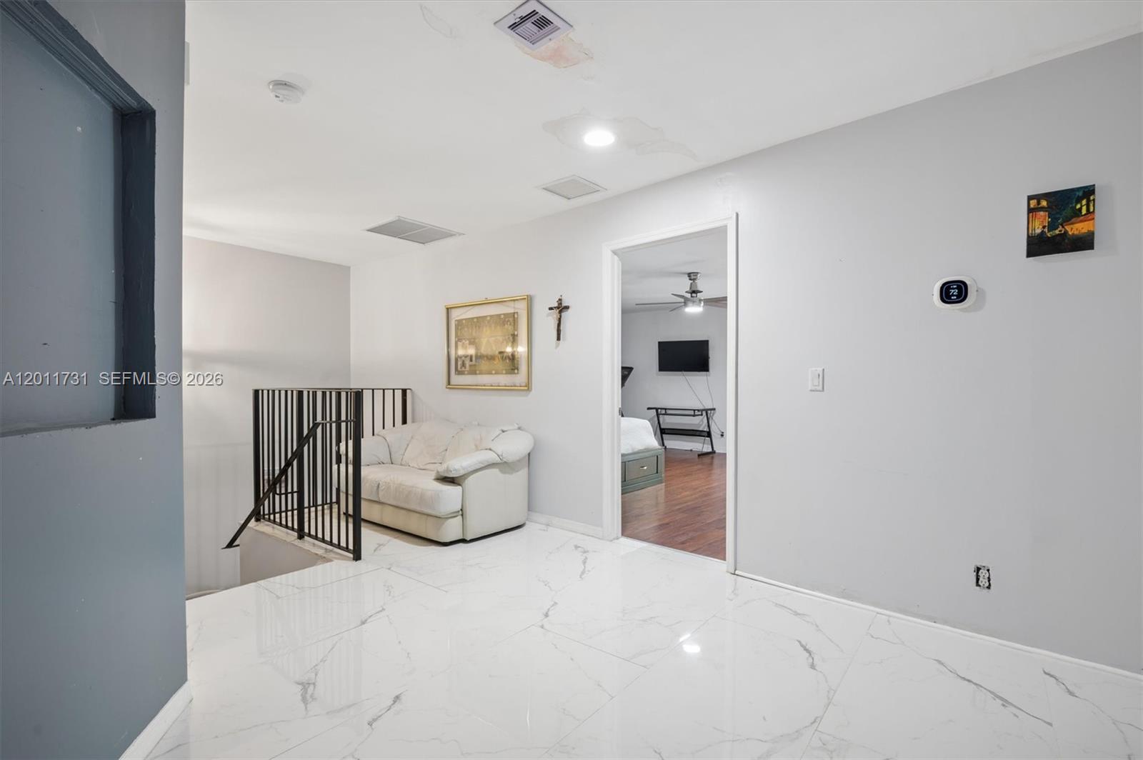 2949 SW 18th Ter
