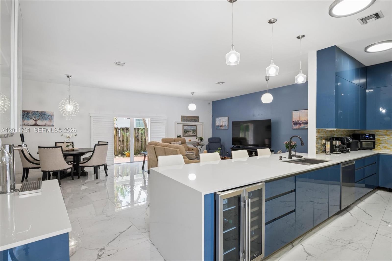 2949 SW 18th Ter
