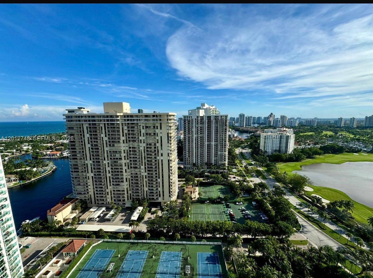 20281 E Country Club Dr Unit: PH14