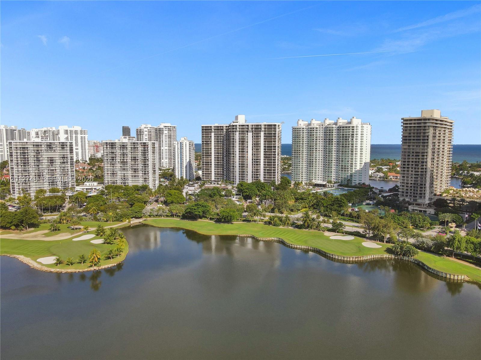 20281 E Country Club Dr Unit: PH14