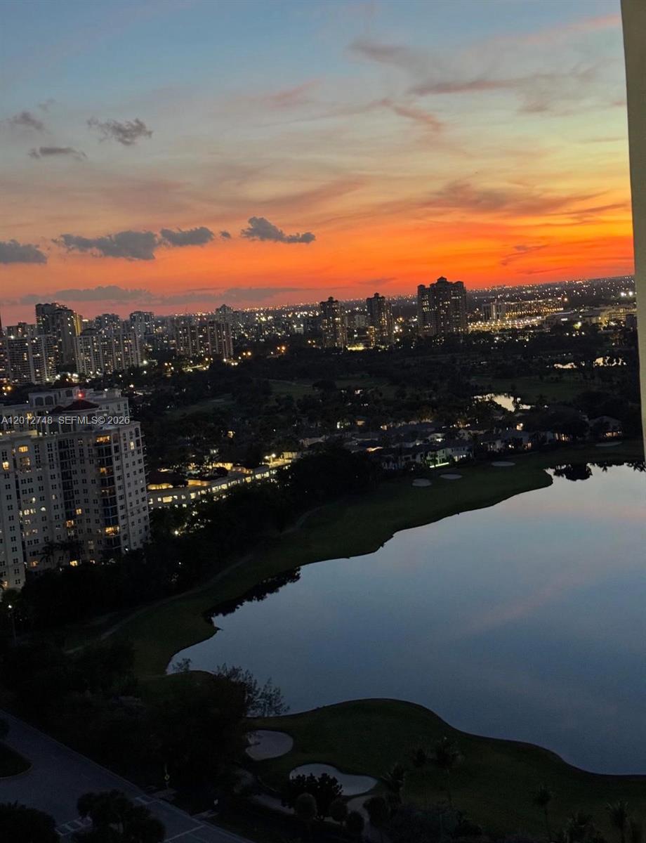 20281 E Country Club Dr Unit: PH14