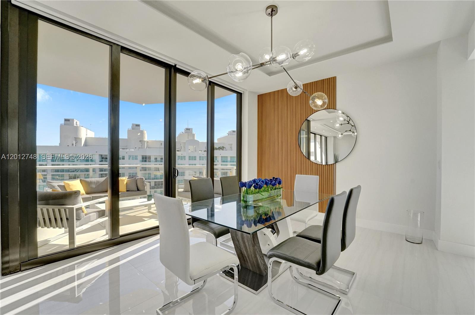 20281 E Country Club Dr Unit: PH14