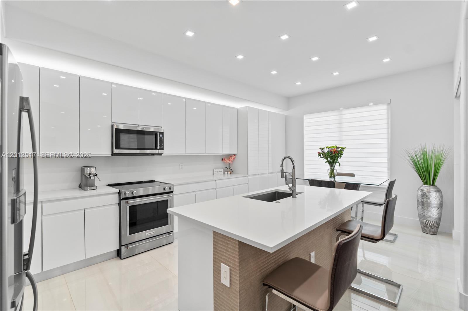 3188 NE 211th Ter