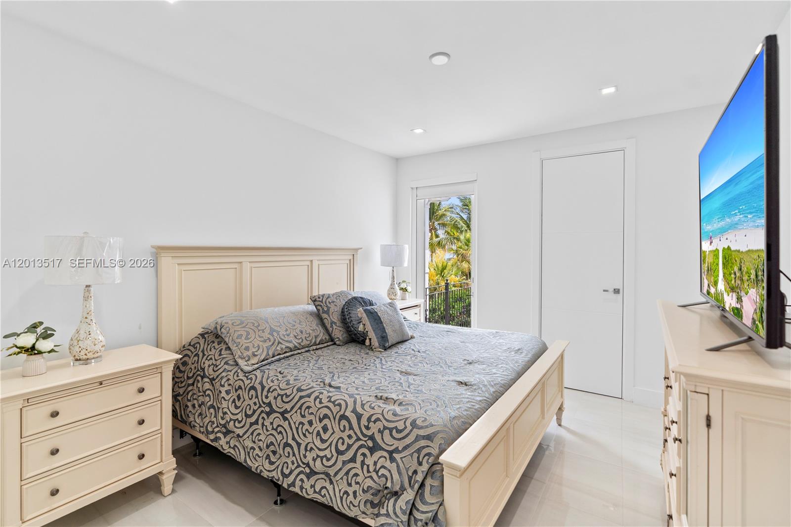 3188 NE 211th Ter