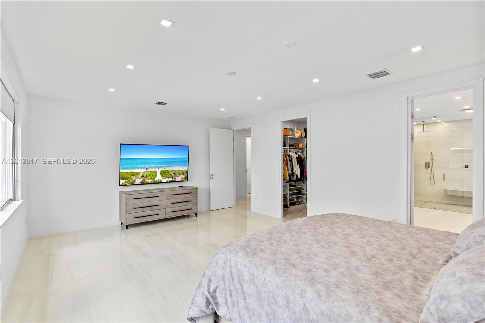 3188 NE 211th Ter