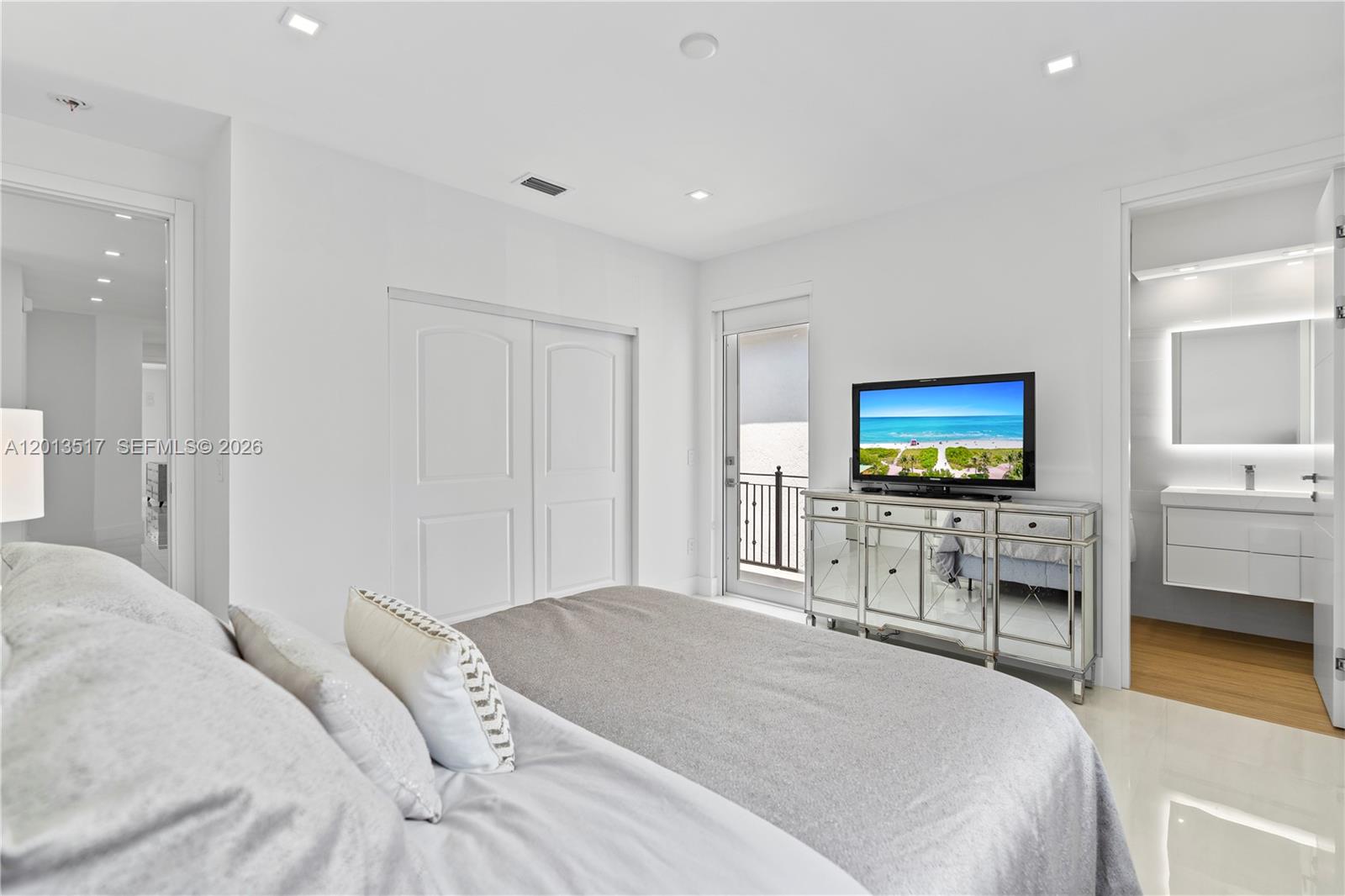 3188 NE 211th Ter