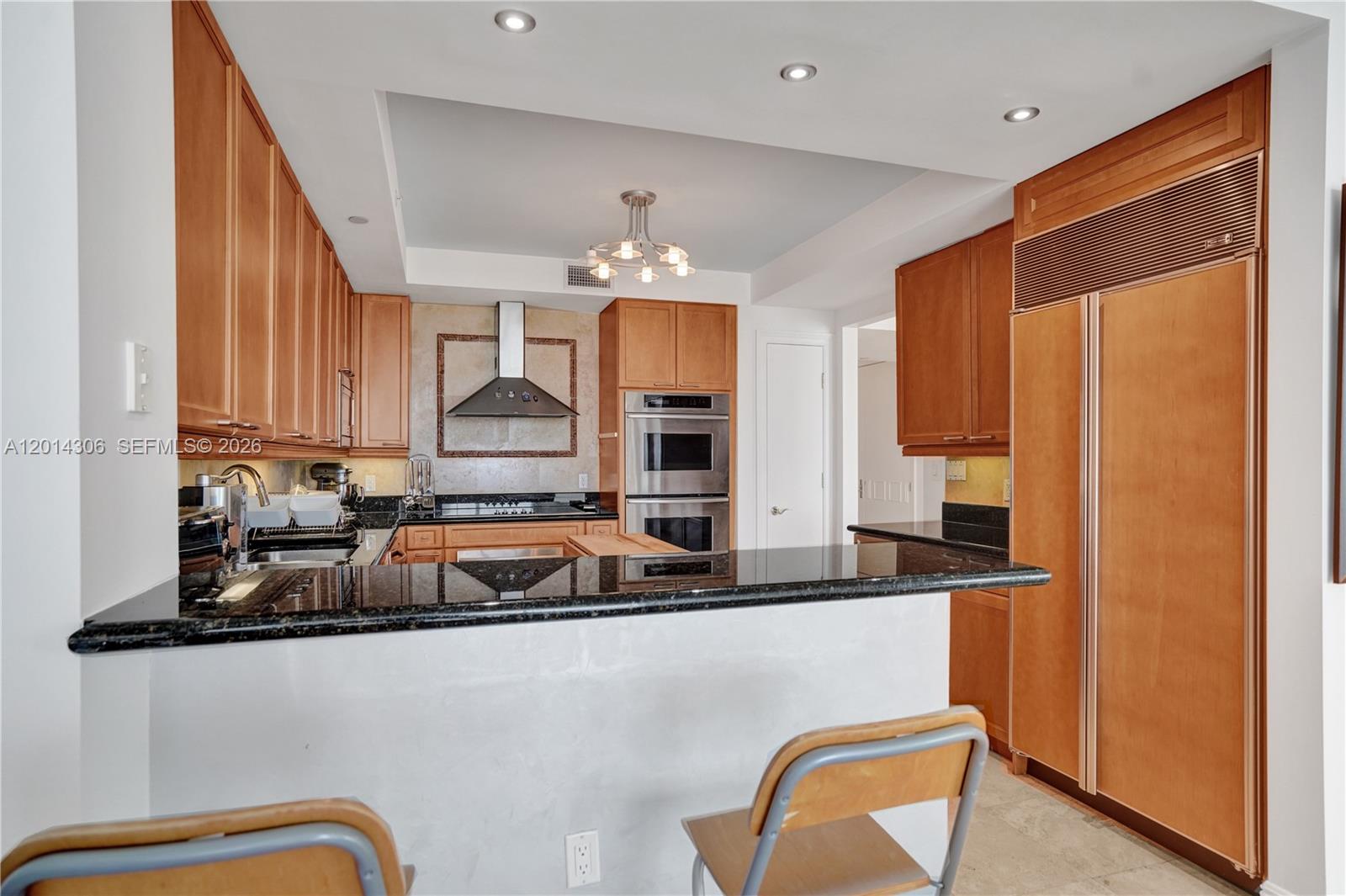 20201 E Country Club Dr # 1408