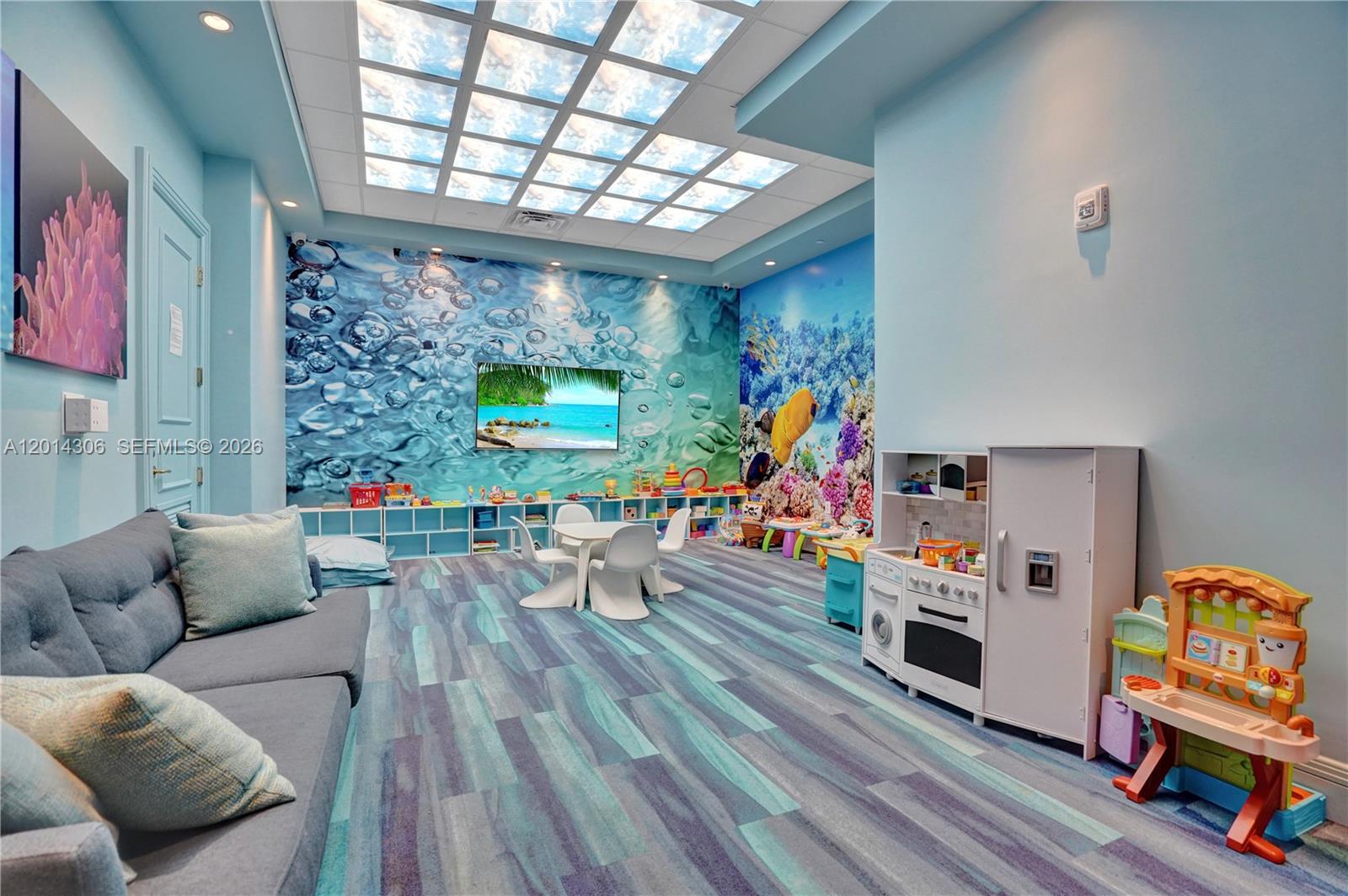 20201 E Country Club Dr # 1408