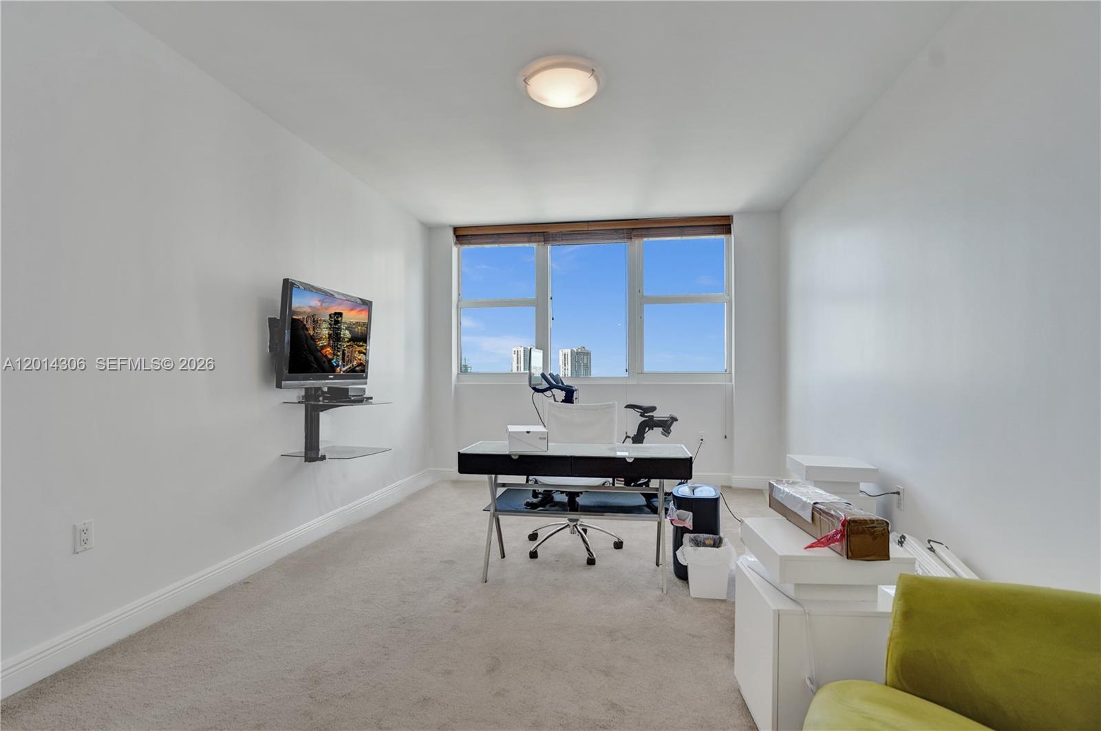 20201 E Country Club Dr # 1408