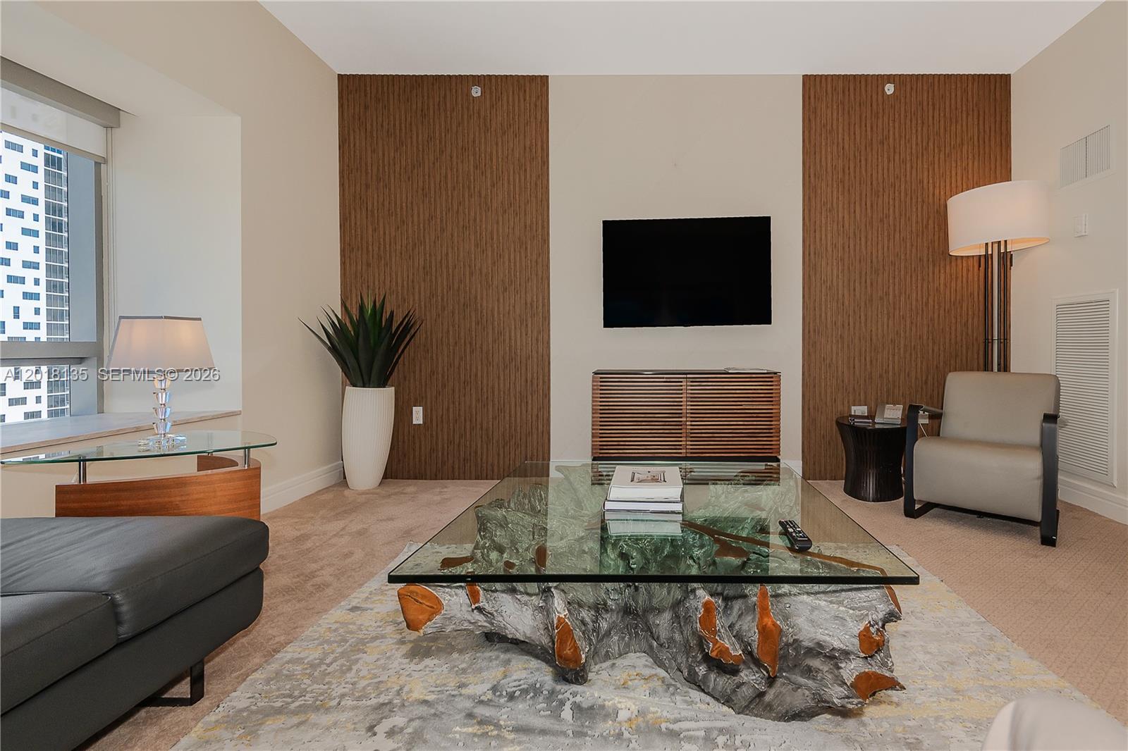 1435 Brickell Ave # 3012