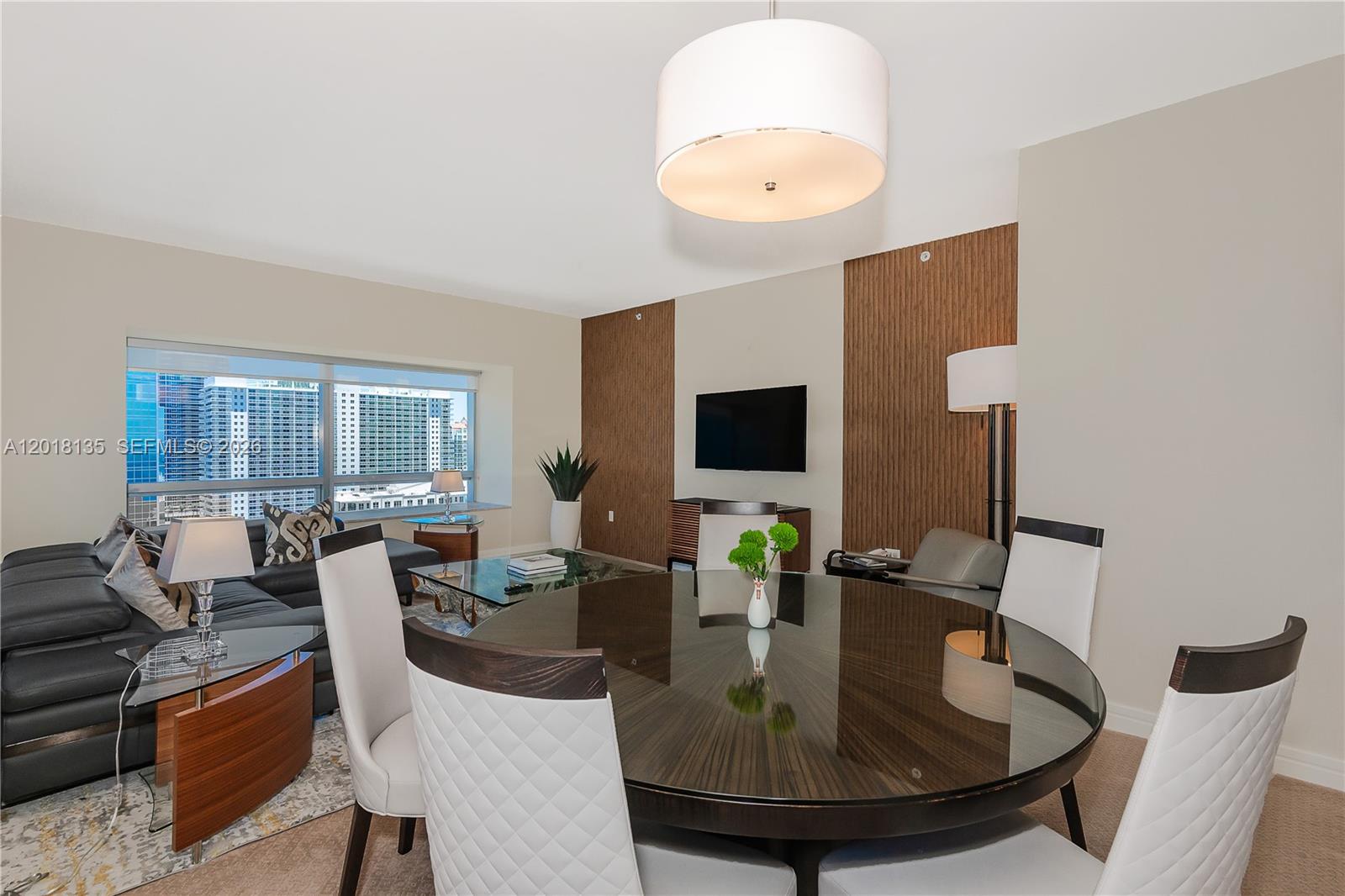 1435 Brickell Ave # 3012
