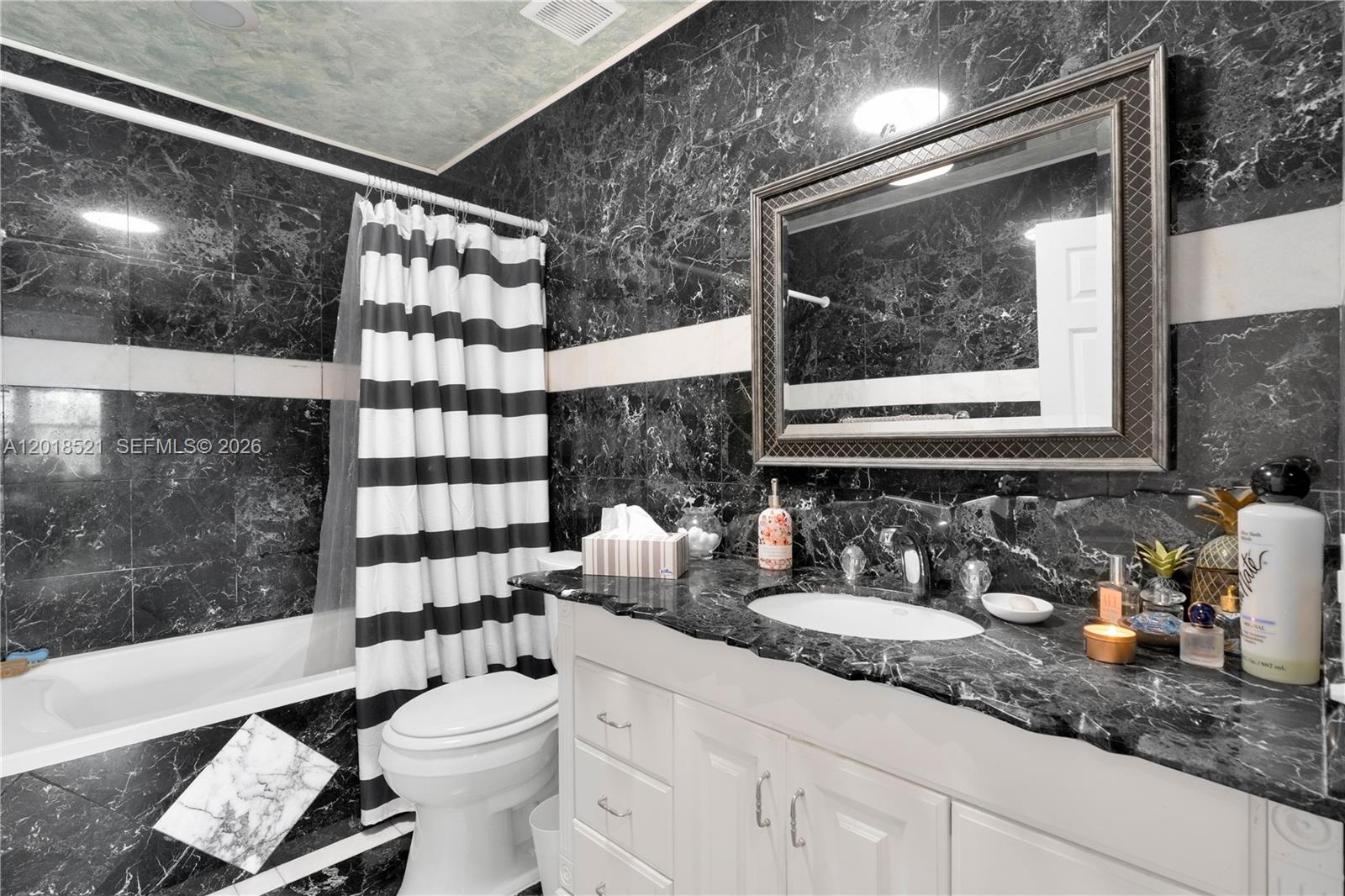 200 Diplomat Pkwy # 336