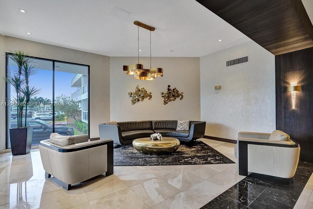 20505 E Country Club Dr # 1431