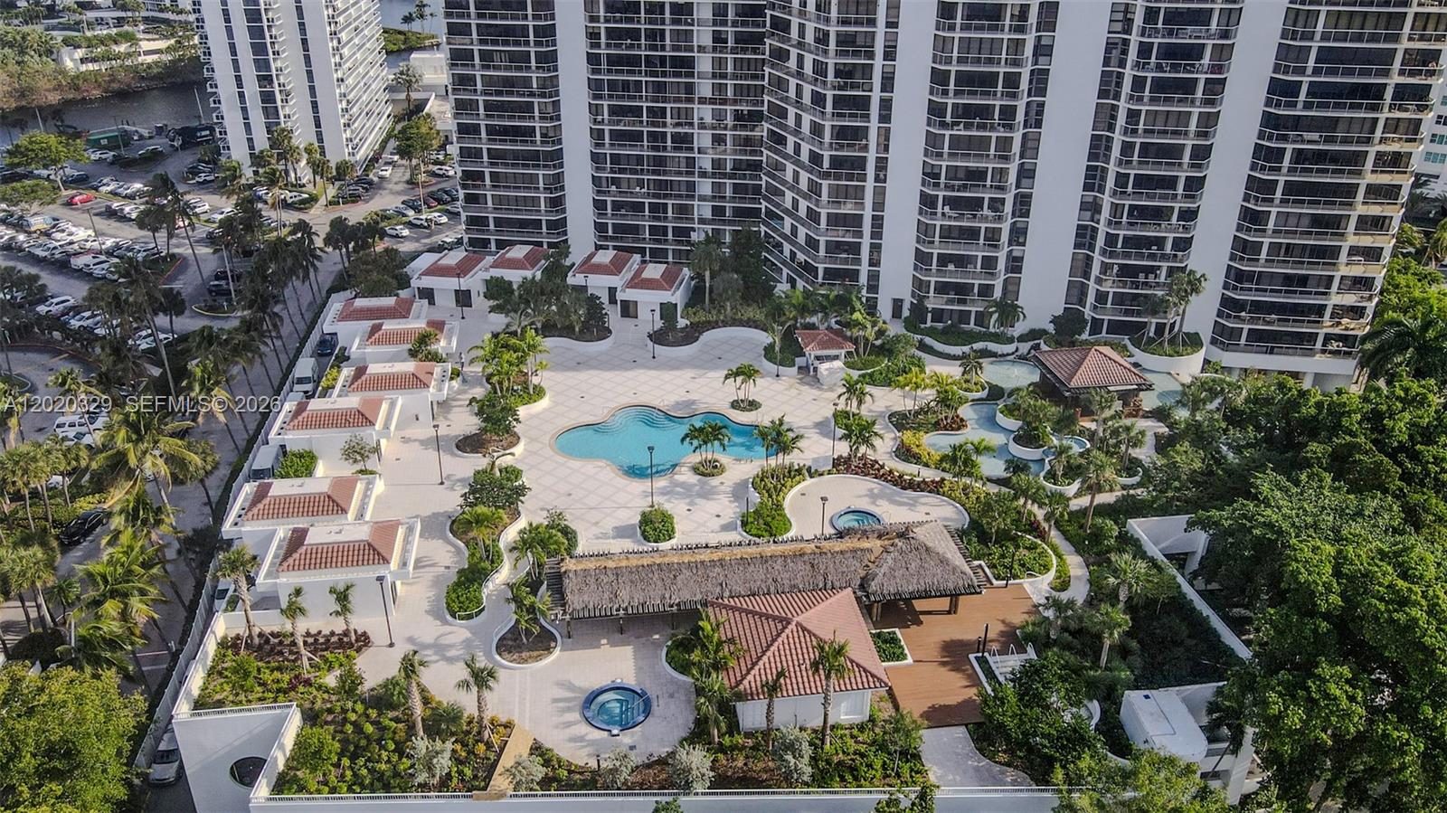 20281 E Country Club Dr # 2101
