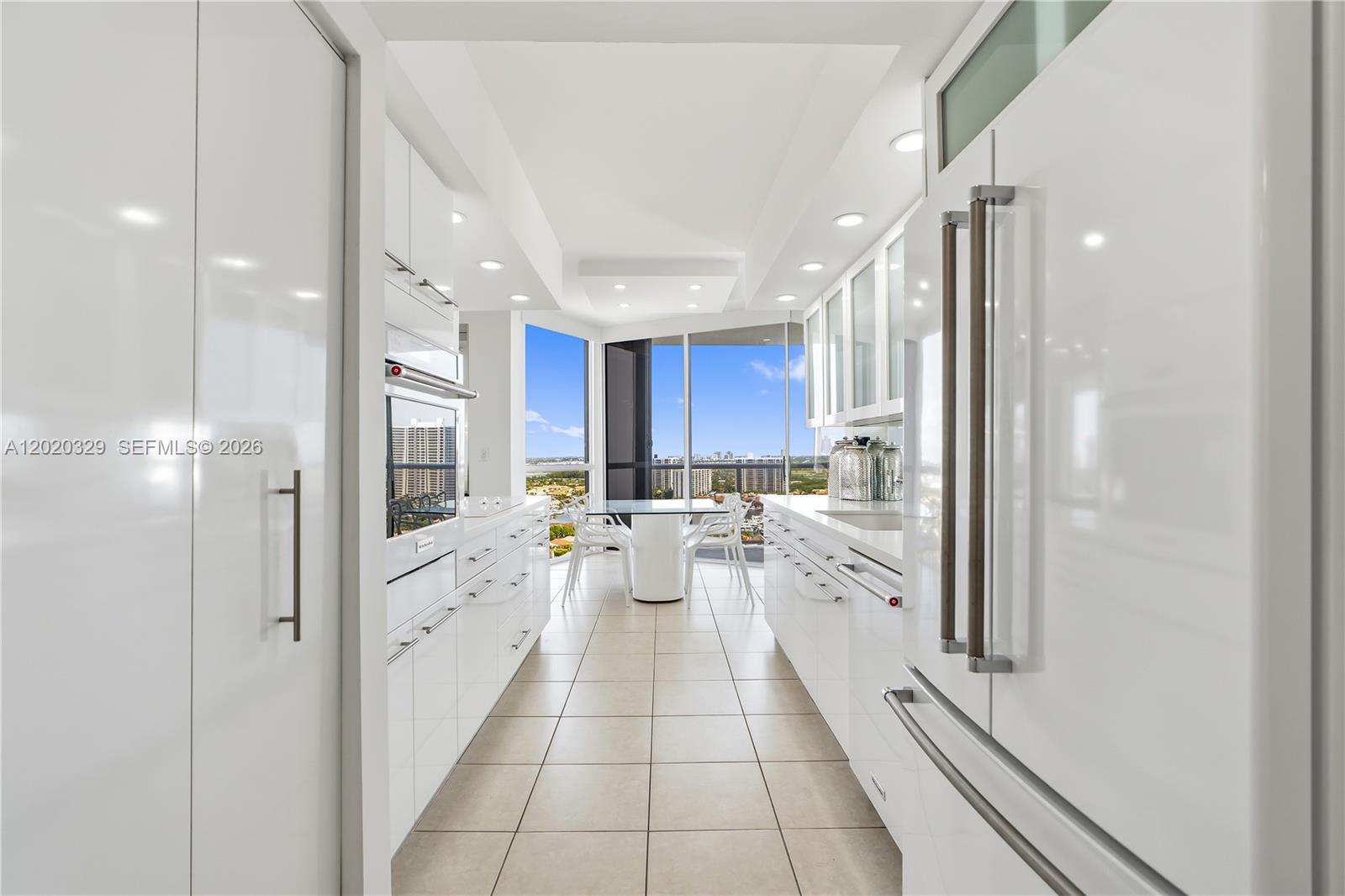 20281 E Country Club Dr # 2101