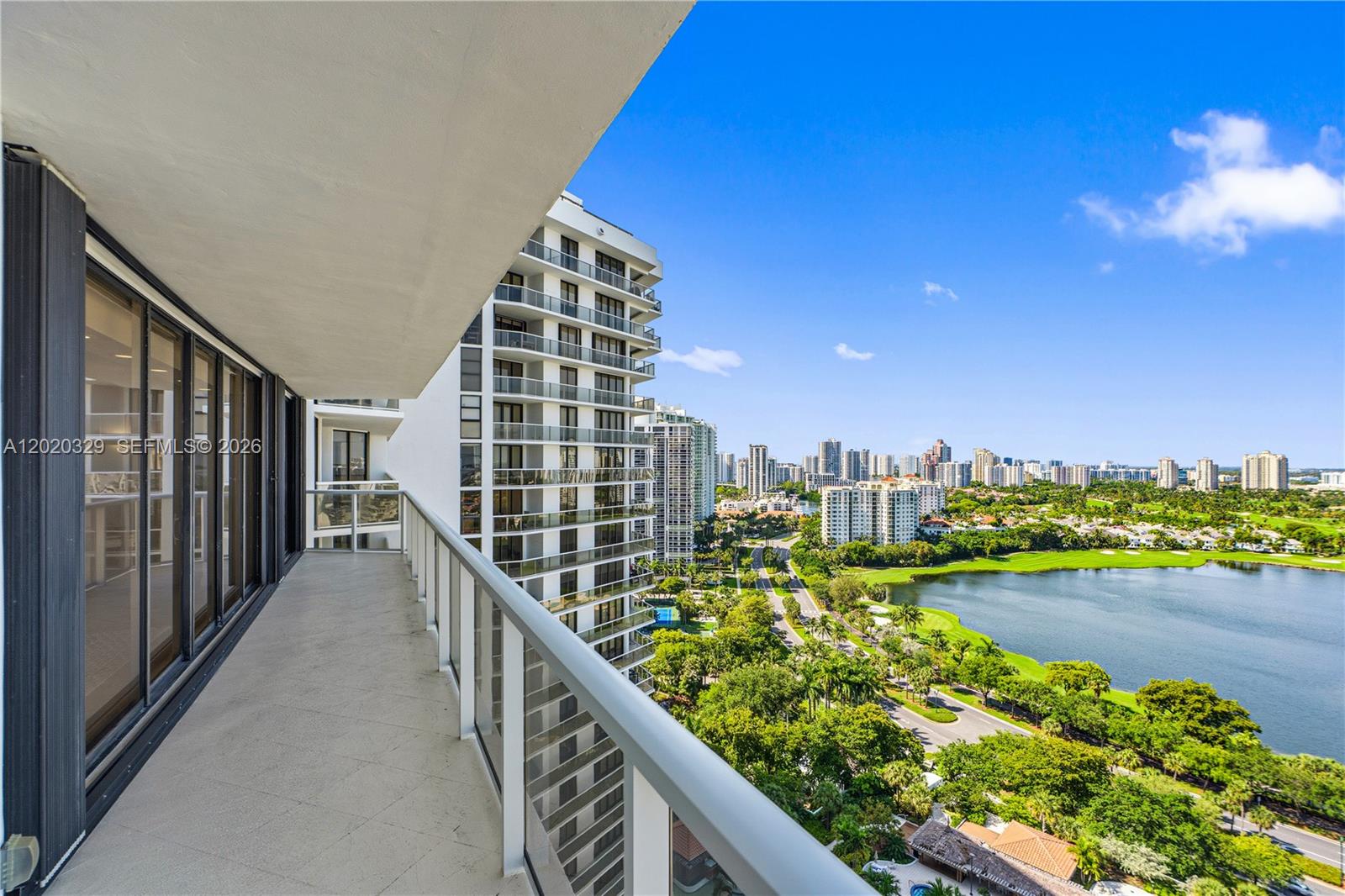 20281 E Country Club Dr # 2101