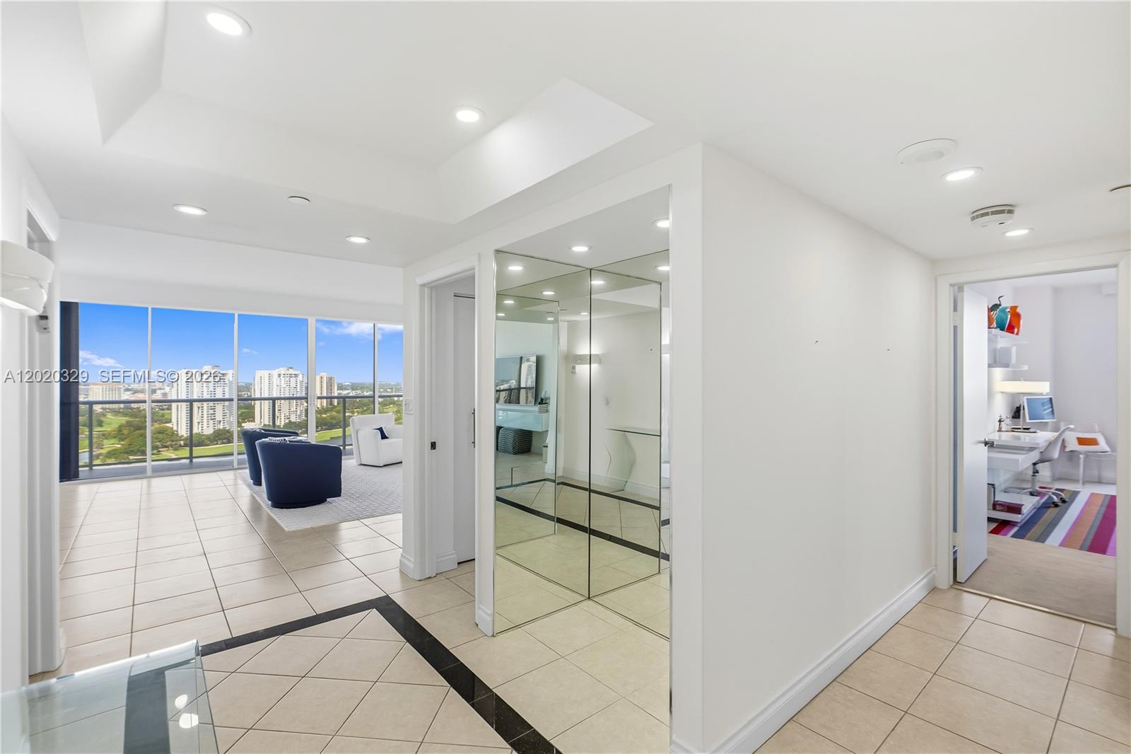 20281 E Country Club Dr # 2101
