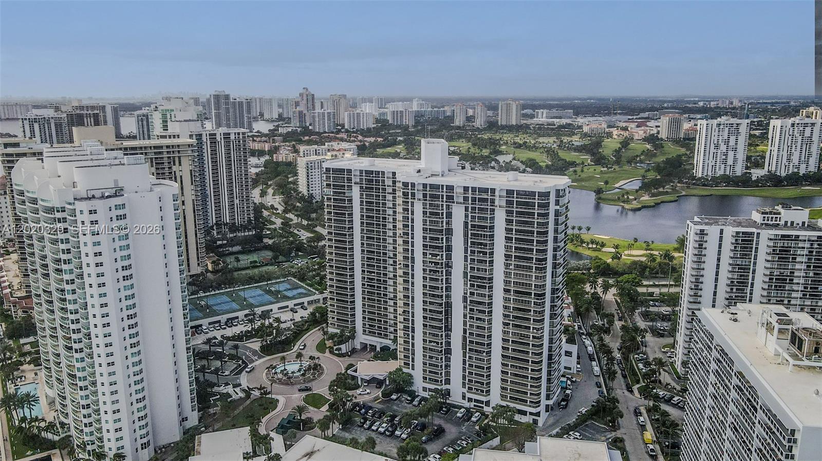20281 E Country Club Dr # 2101