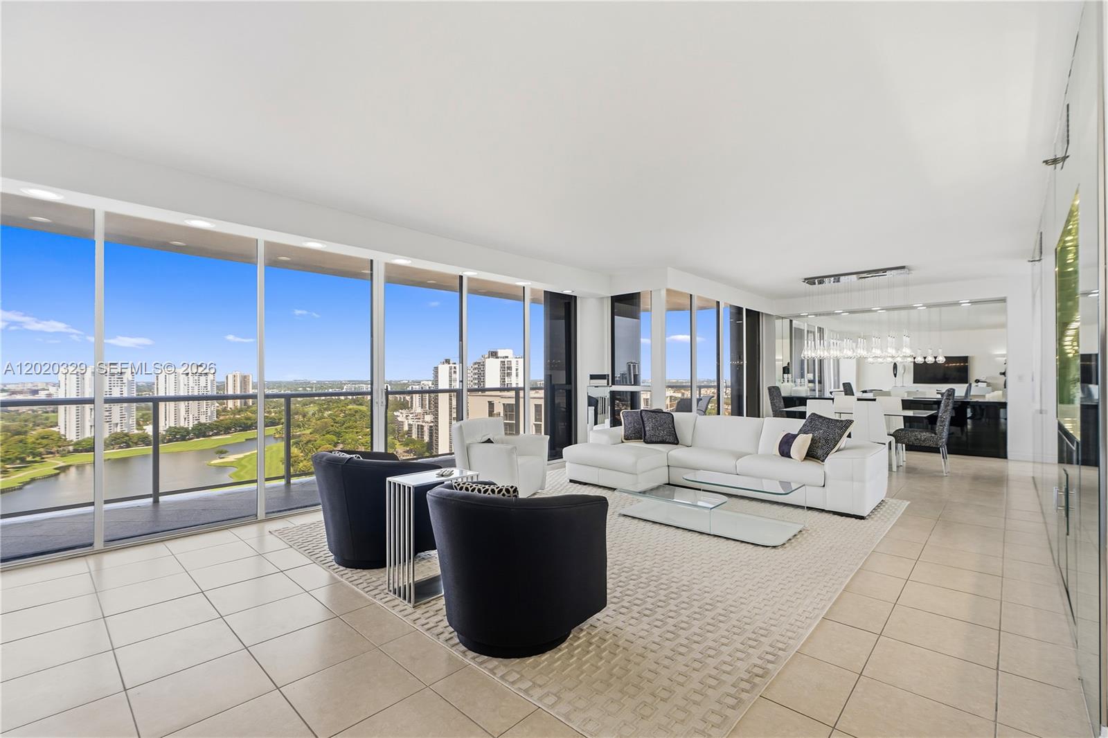 20281 E Country Club Dr # 2101