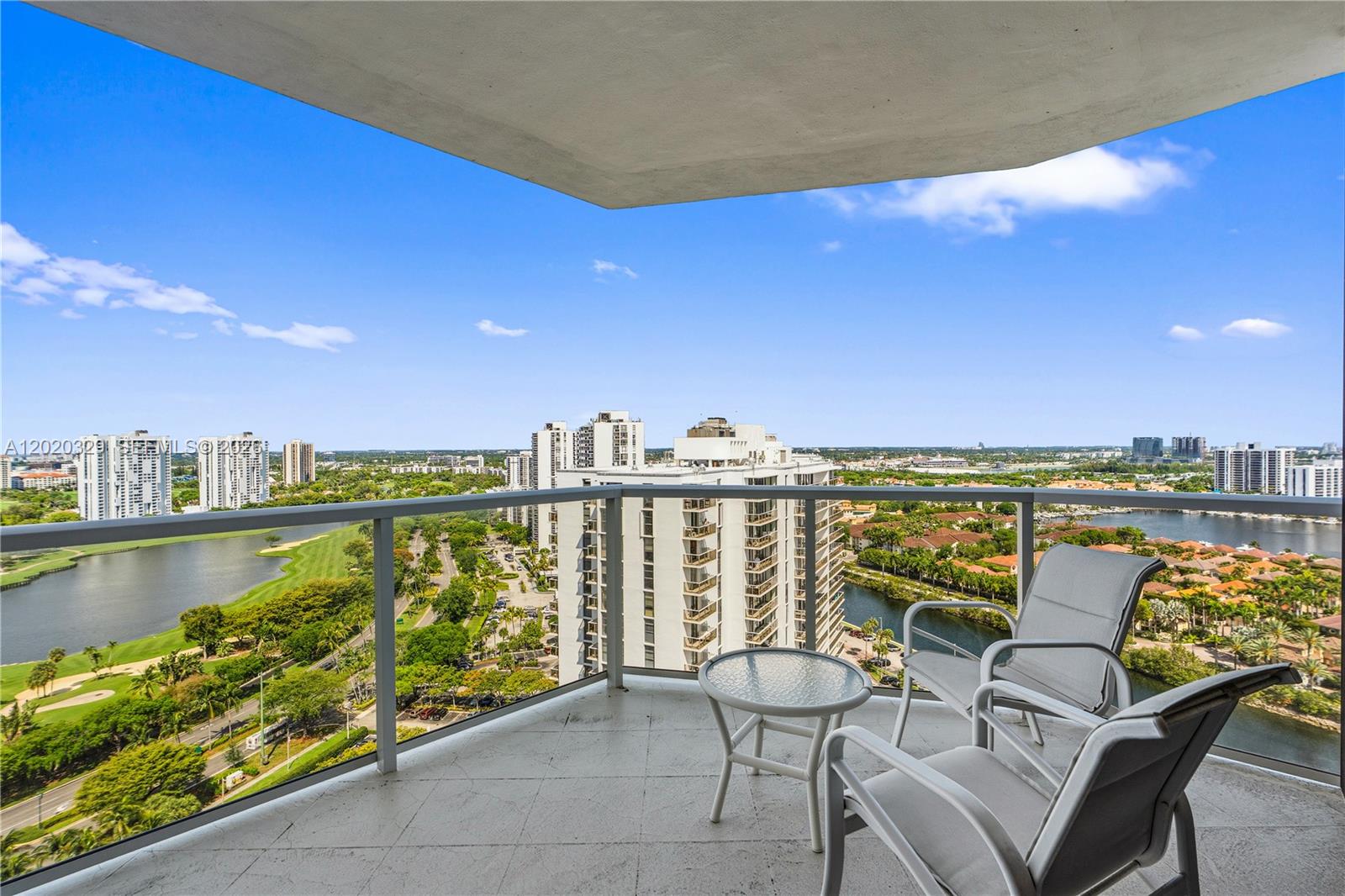 20281 E Country Club Dr # 2101