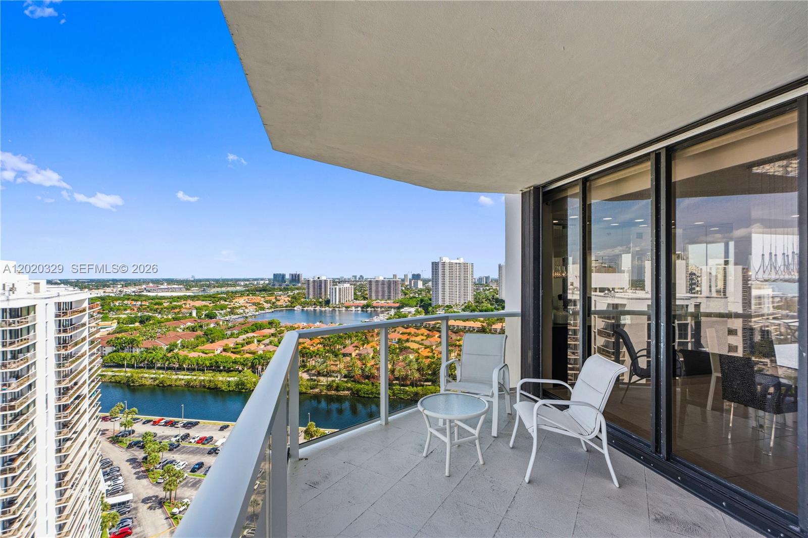 20281 E Country Club Dr # 2101