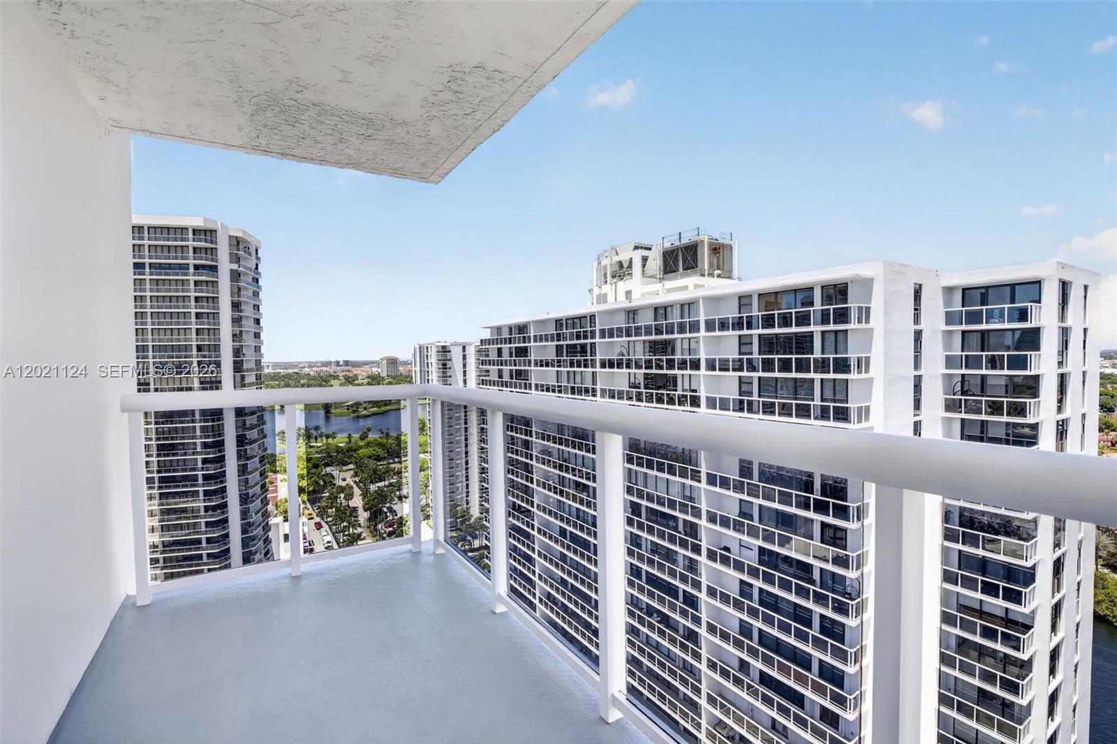 20515 E Country Club Dr # 2248