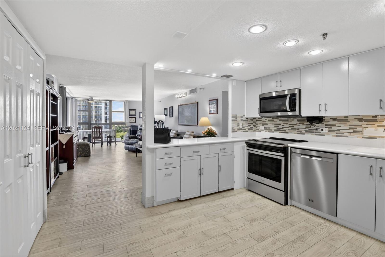 20515 E Country Club Dr # 2248
