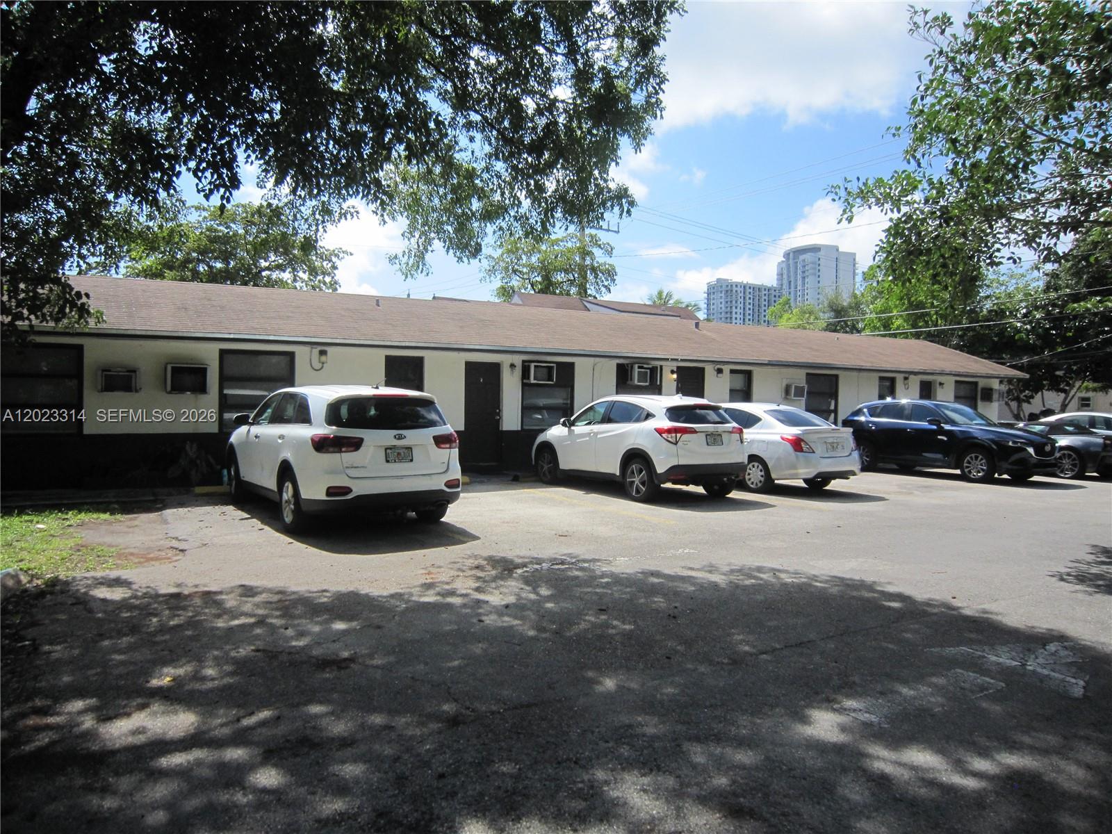 522 N 19th Ave # 5
