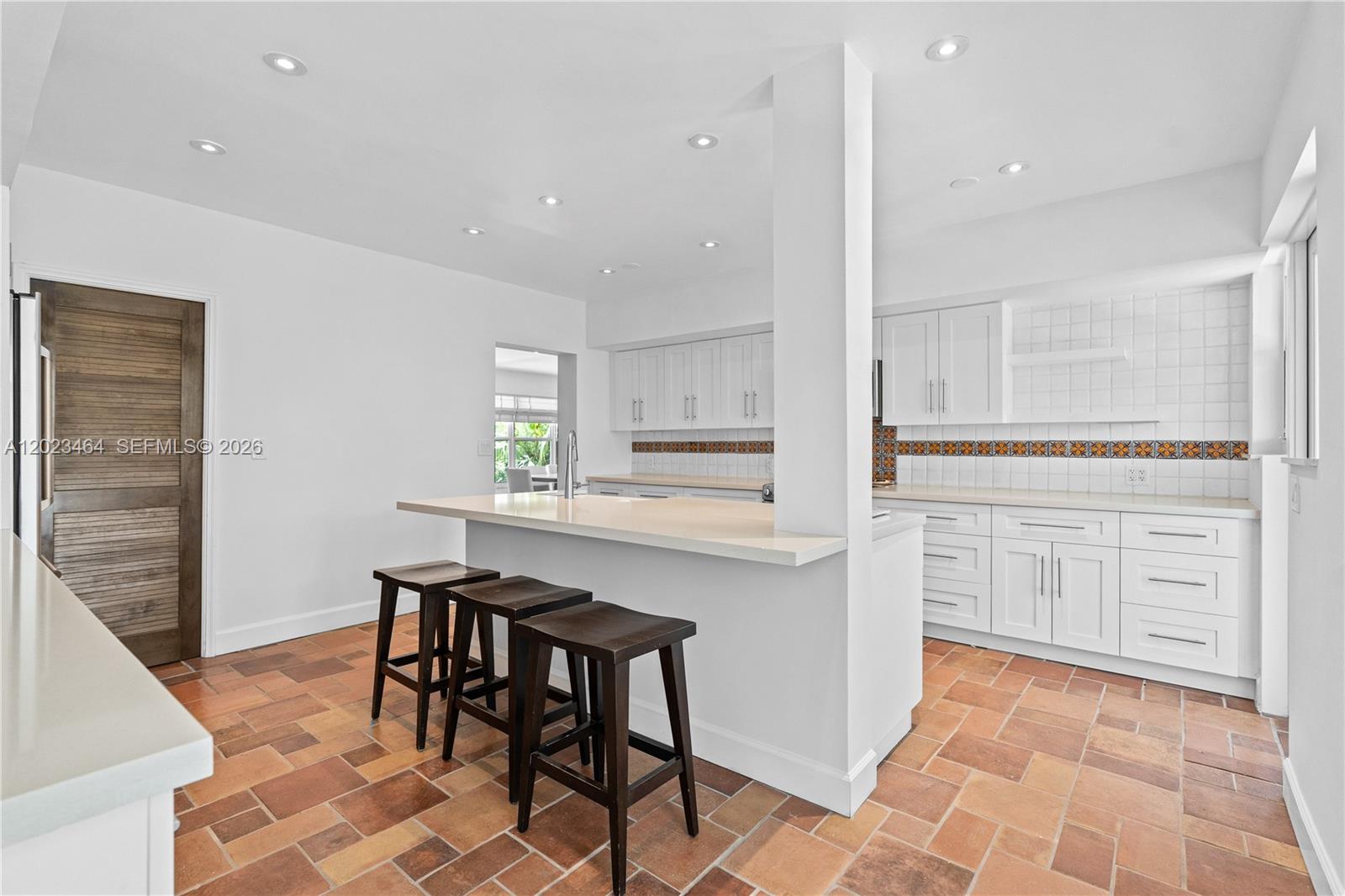 10190 Collins Ave Unit: 306/308
