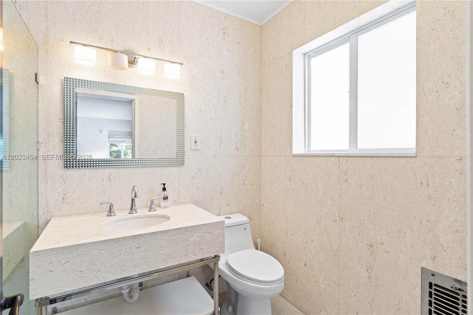 10190 Collins Ave Unit: 306/308
