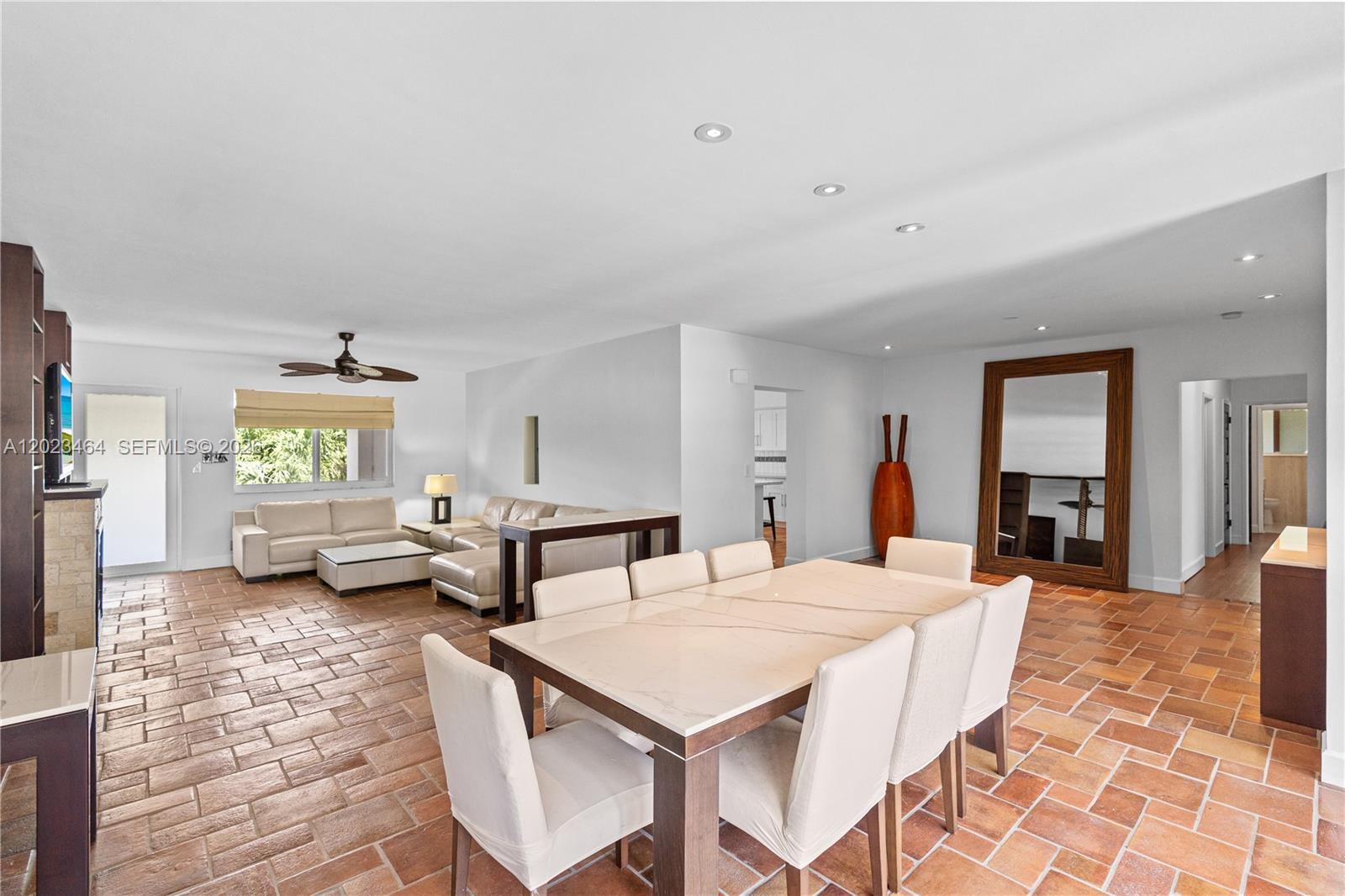 10190 Collins Ave Unit: 306/308