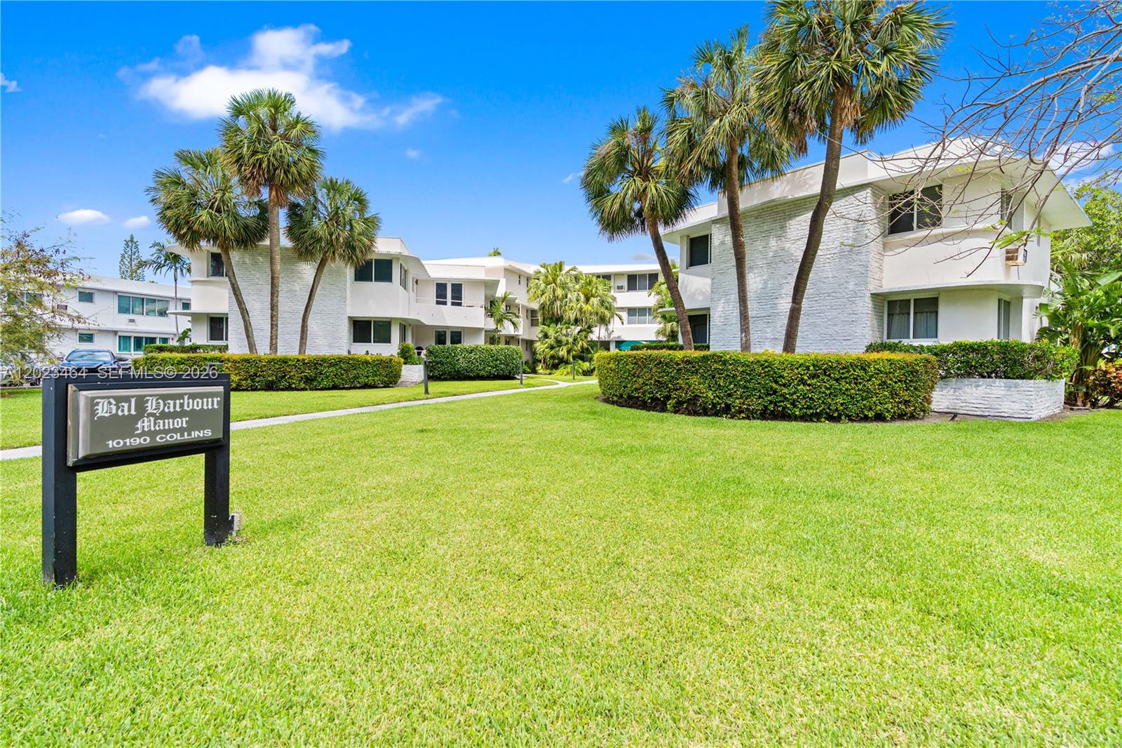 10190 Collins Ave Unit: 306/308
