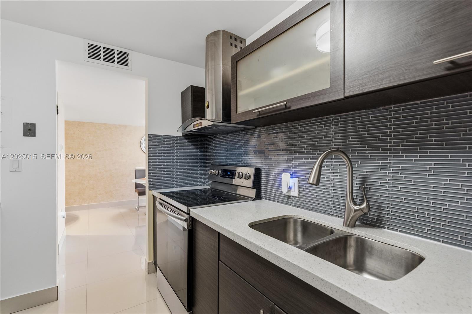 3625 N Country Club Dr # 402