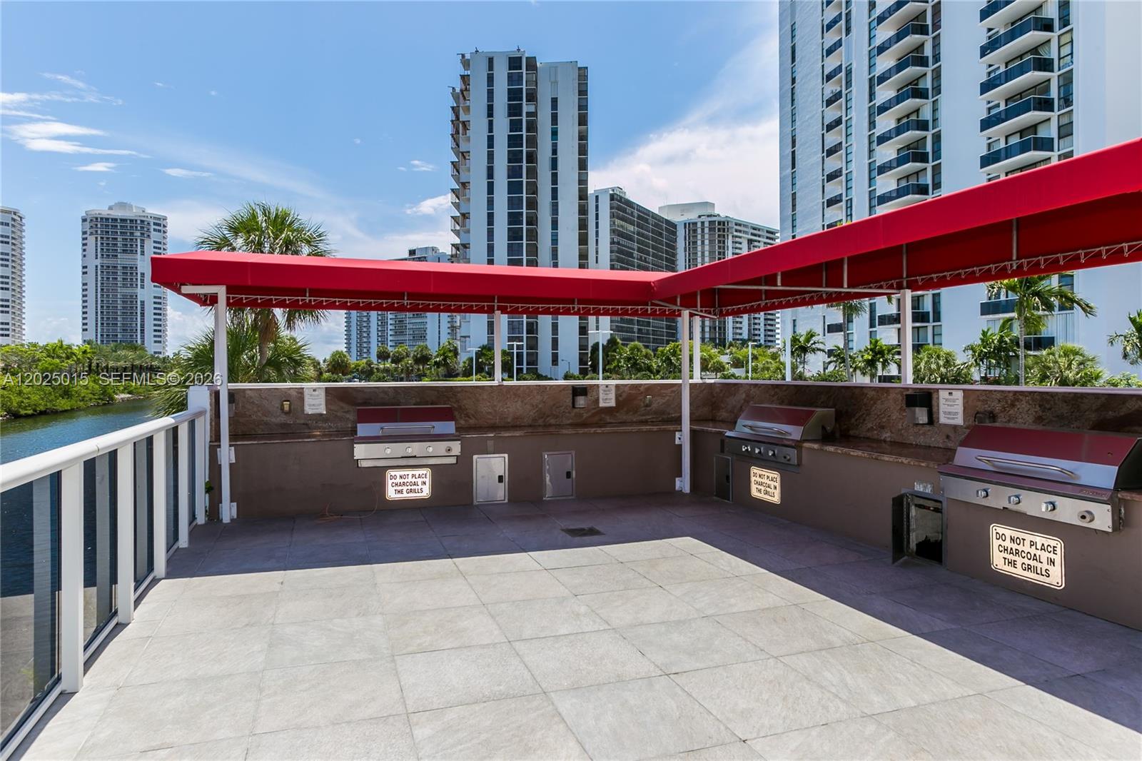 3625 N Country Club Dr # 402