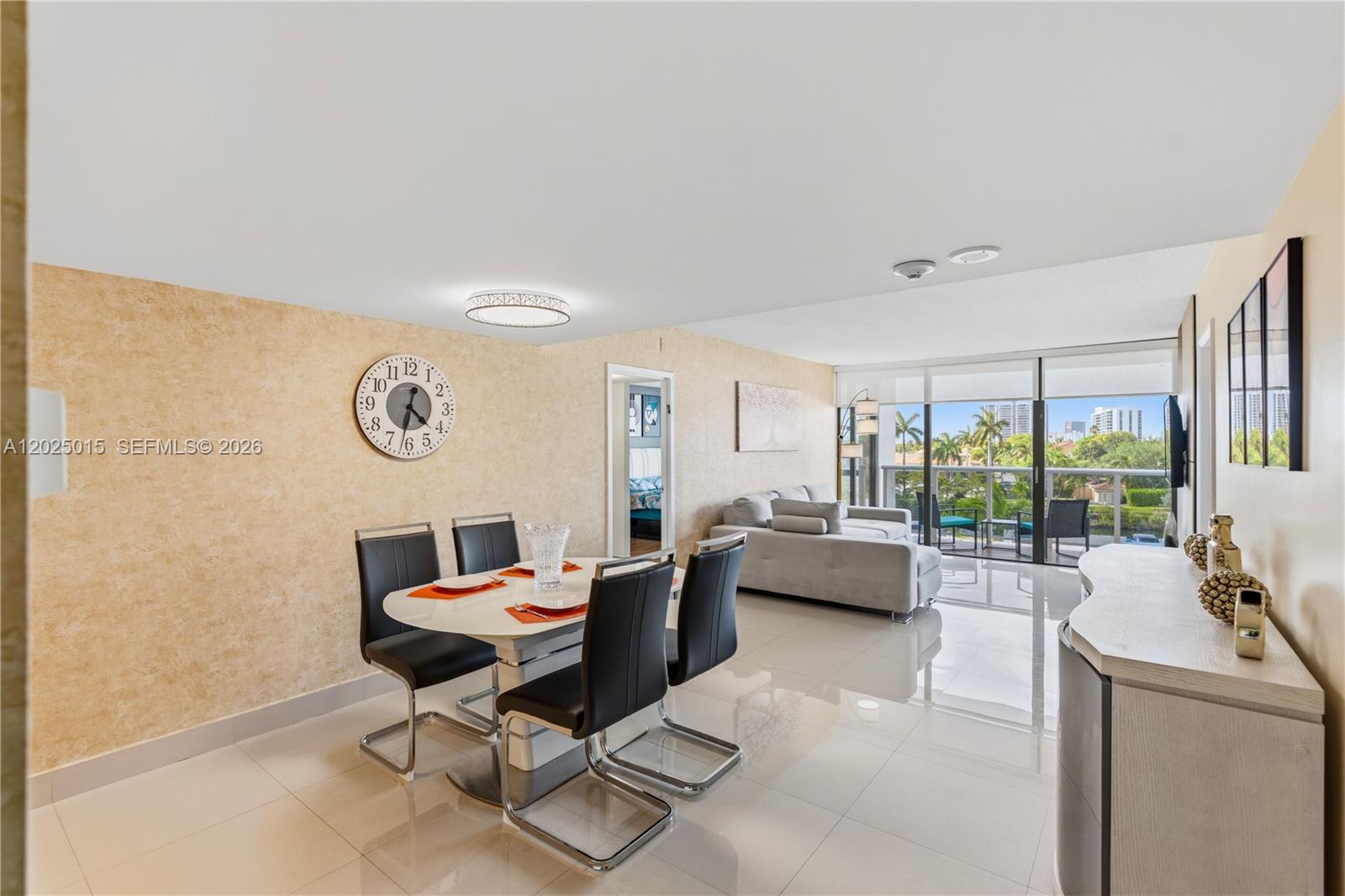 3625 N Country Club Dr # 402
