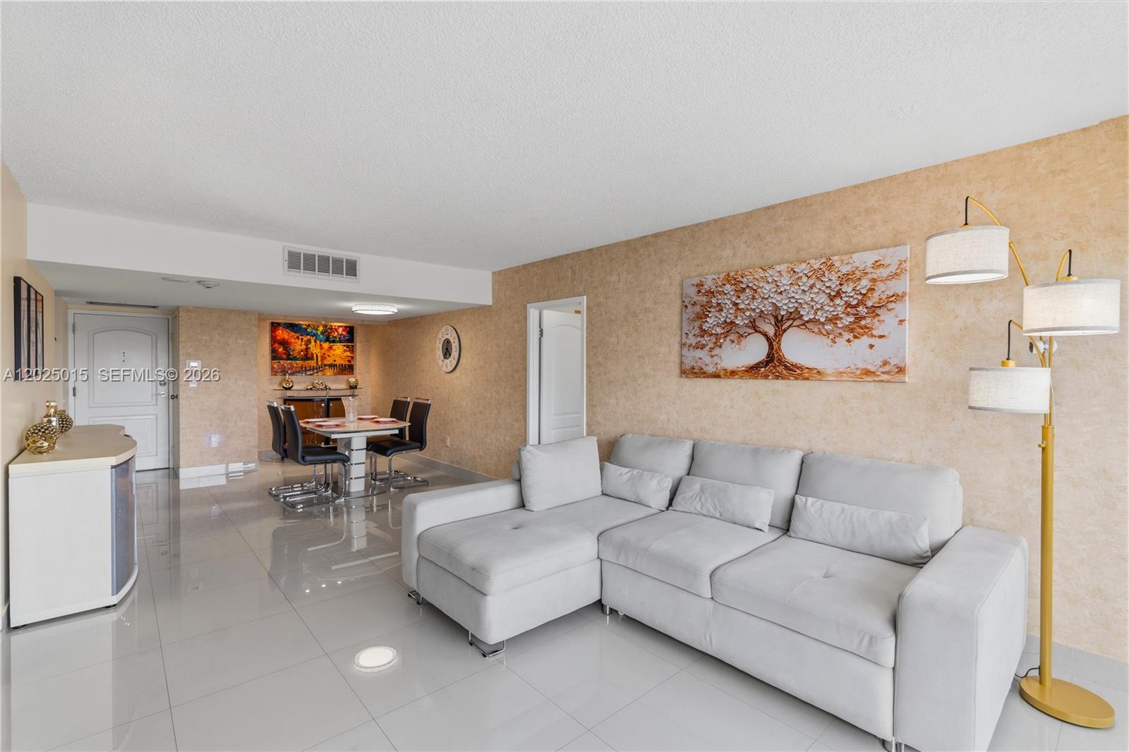 3625 N Country Club Dr # 402
