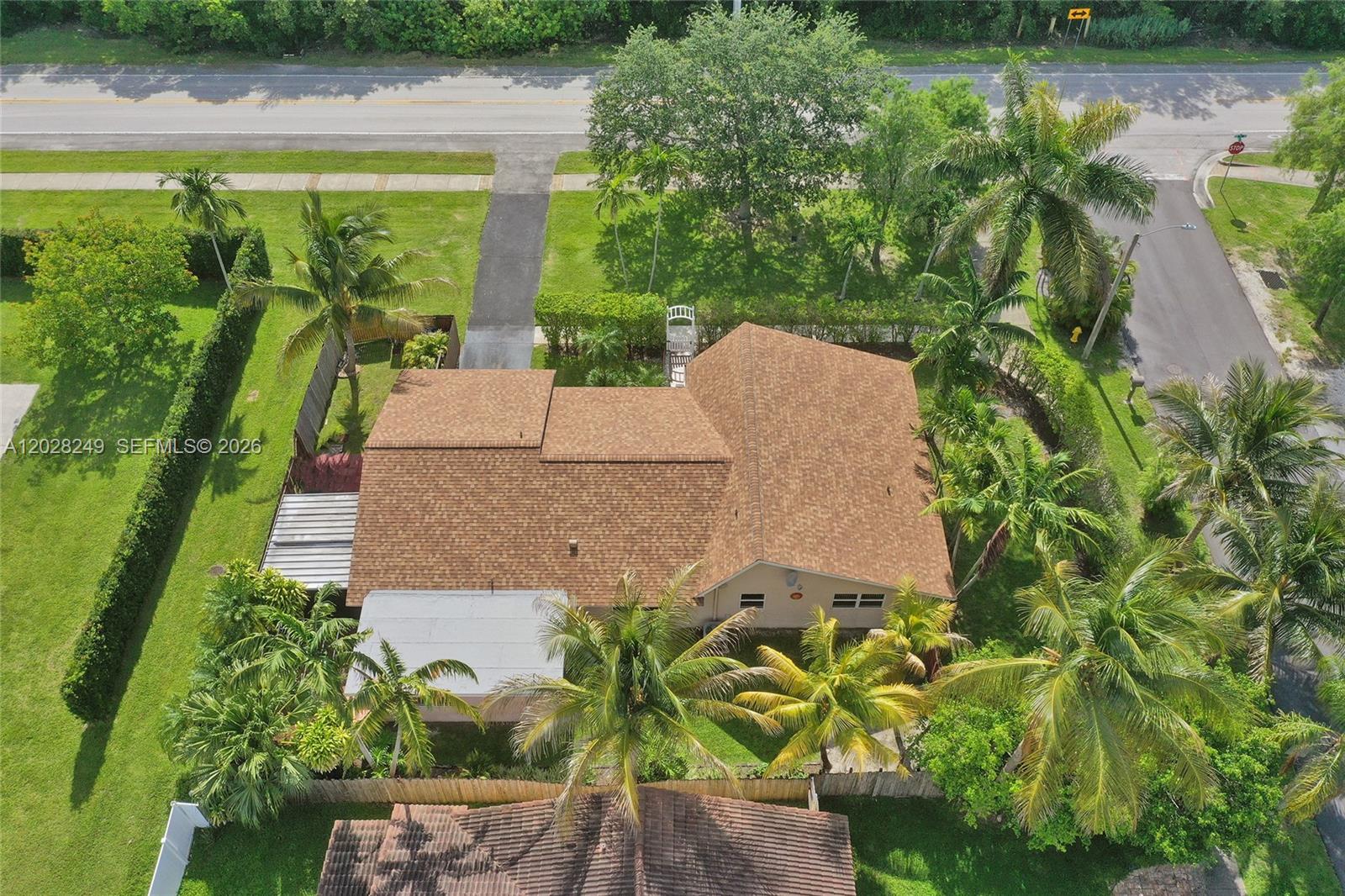 417 SE 4th St