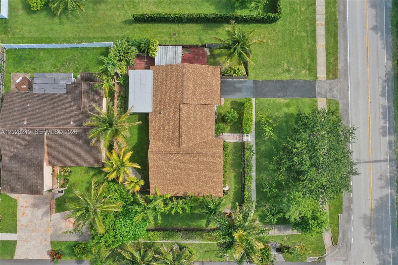 417 SE 4th St