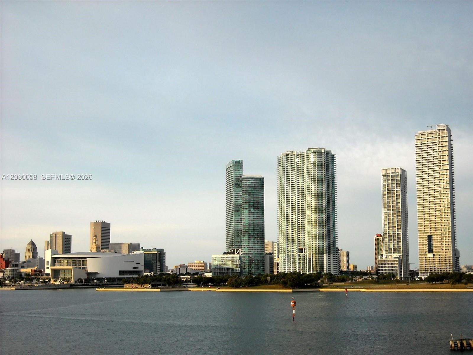 1100 Biscayne Blvd # 5203