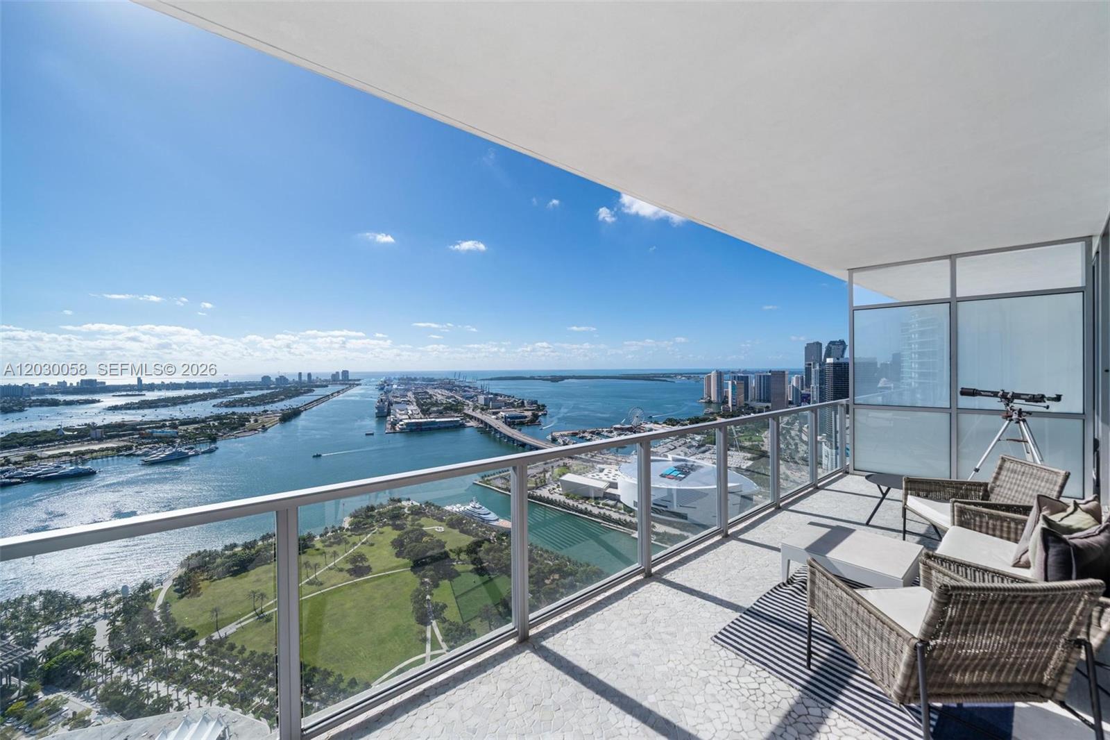 1100 Biscayne Blvd # 5203