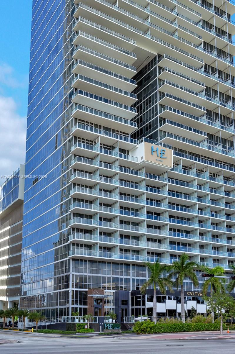 1100 Biscayne Blvd # 5203