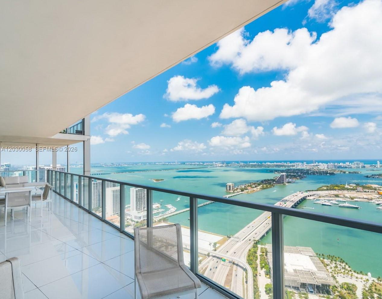 1100 Biscayne Blvd # 5203