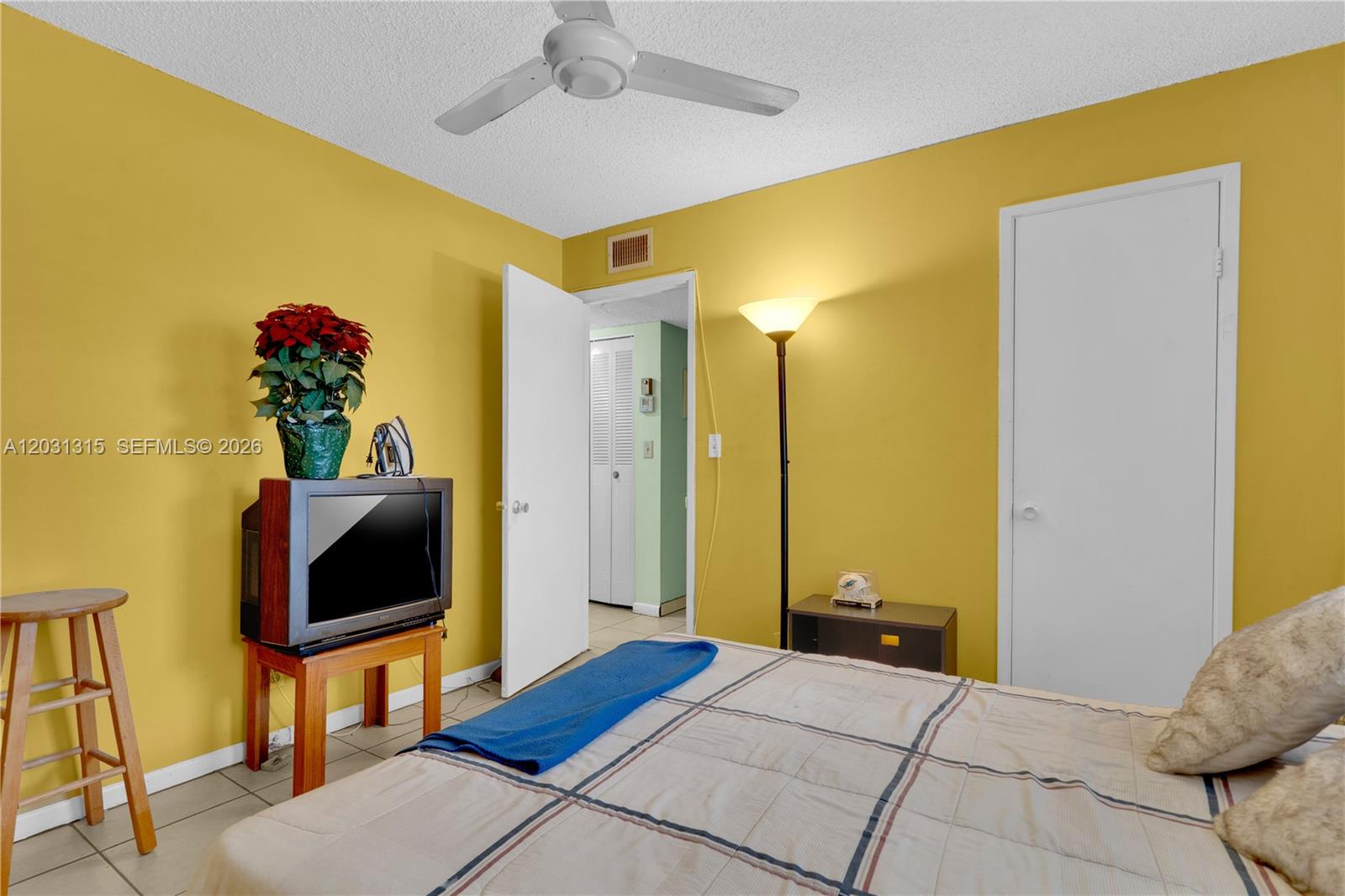 1200 Tallwood Ave # 202