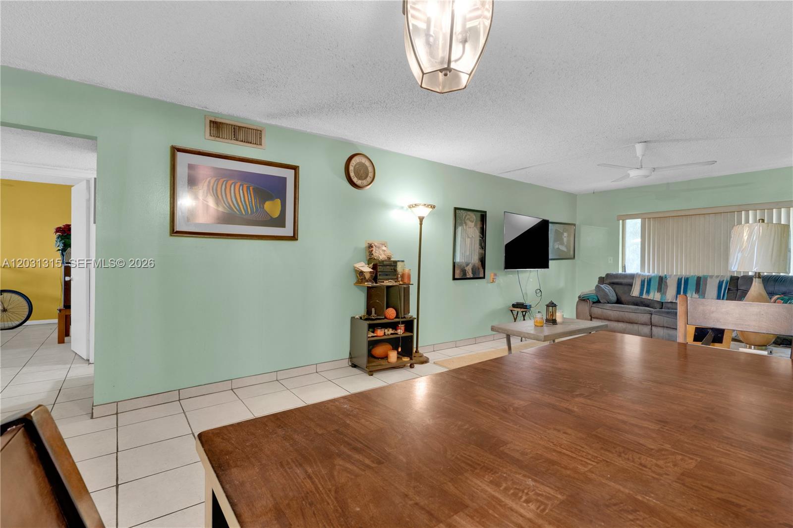 1200 Tallwood Ave # 202