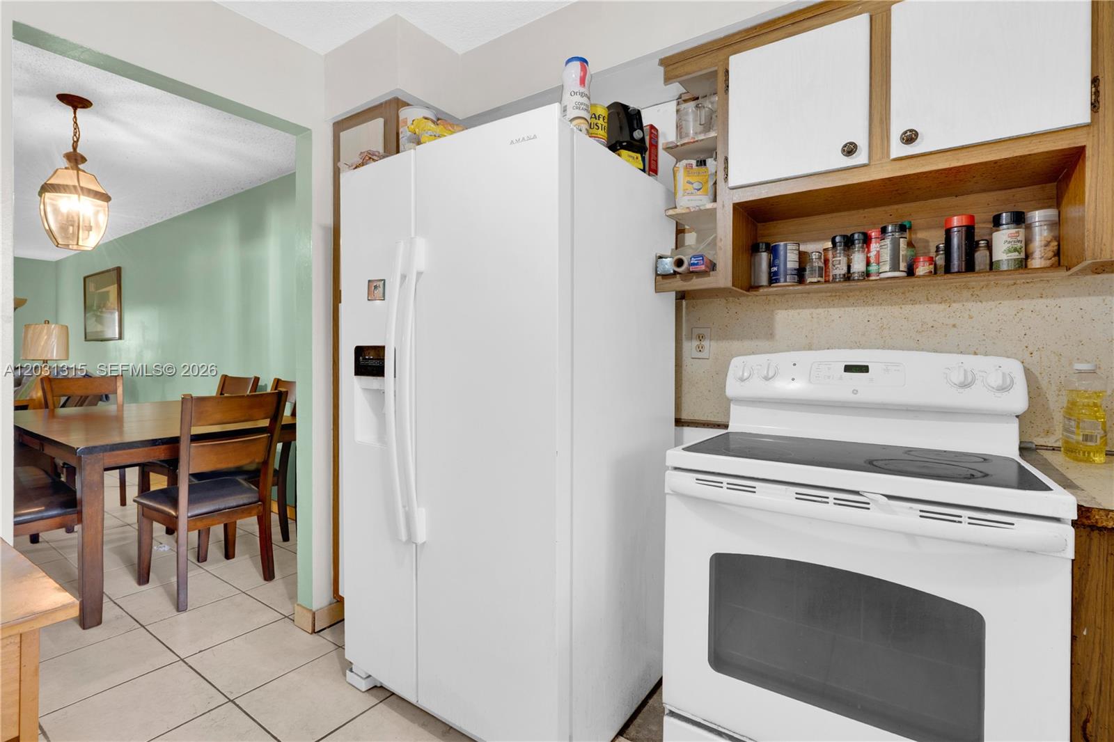 1200 Tallwood Ave # 202